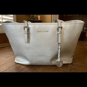 MICHAEL KORS METALLIC SILVER TECH TOTE